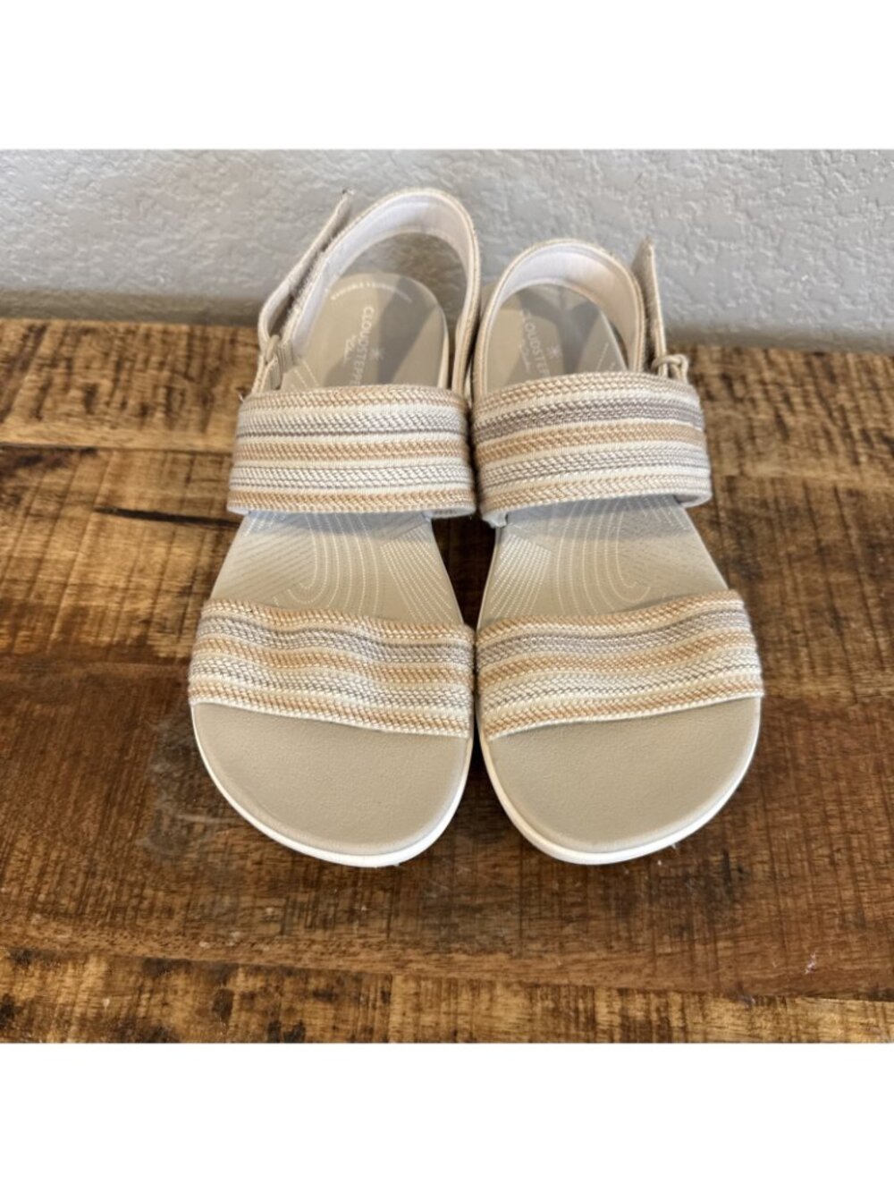 Clarks Cloud Steppers Women Sz 8.5 Sandals Hook Loop Tan Comfort Wedge - Picture 5 of 13